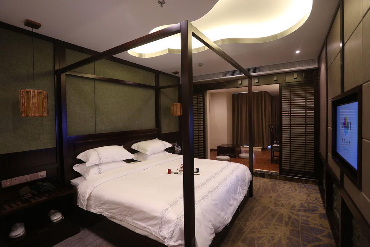 Mingshan Hotel Чэнду Экстерьер фото