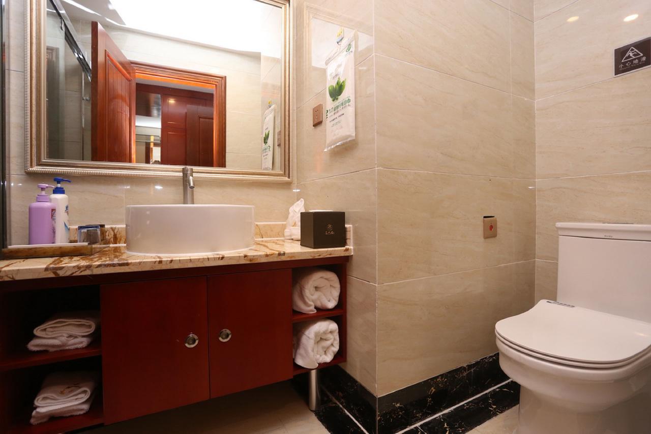 Mingshan Hotel Чэнду Экстерьер фото