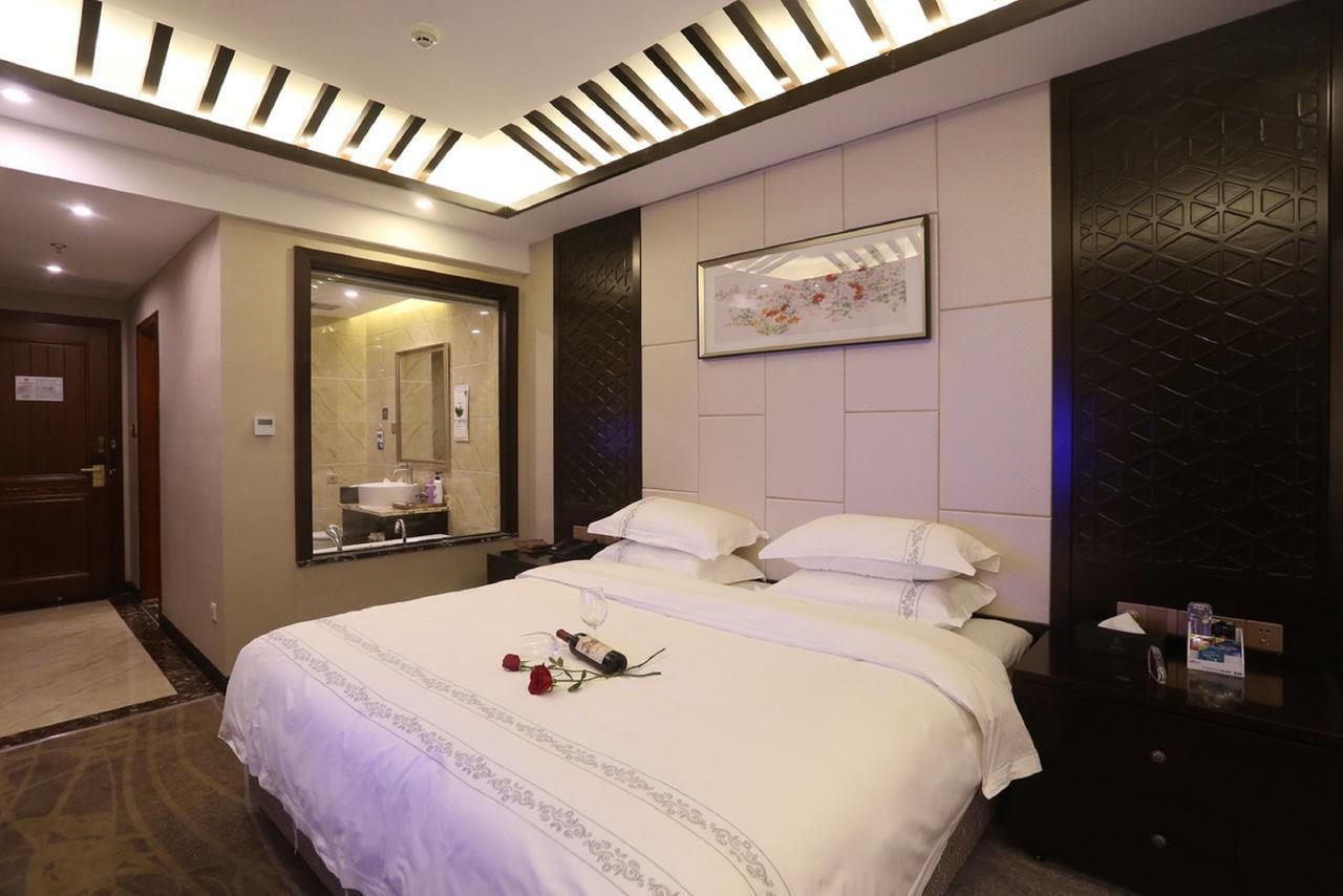 Mingshan Hotel Чэнду Экстерьер фото